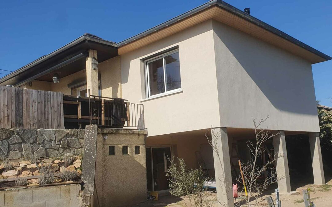 Extension en bois à Francheville : plus d’espace pour une famille qui s’agrandit